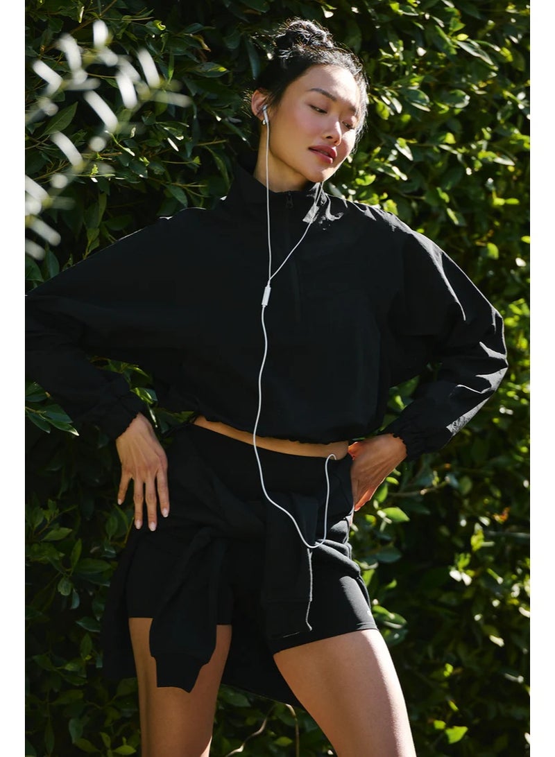 Alo Yoga Cropped 1/4 Zip Alumni Pullover - Image 3